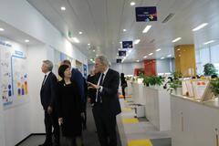 randstad image
